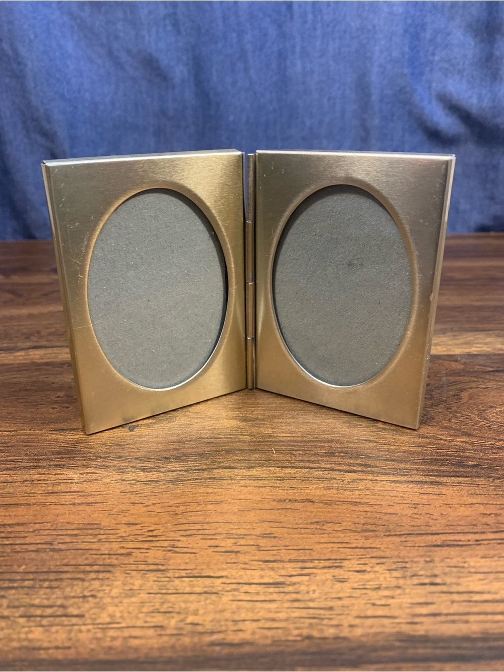 Vintage Brass Double Oval Picture Frame Folding Hinged Tabletop Photo Frame